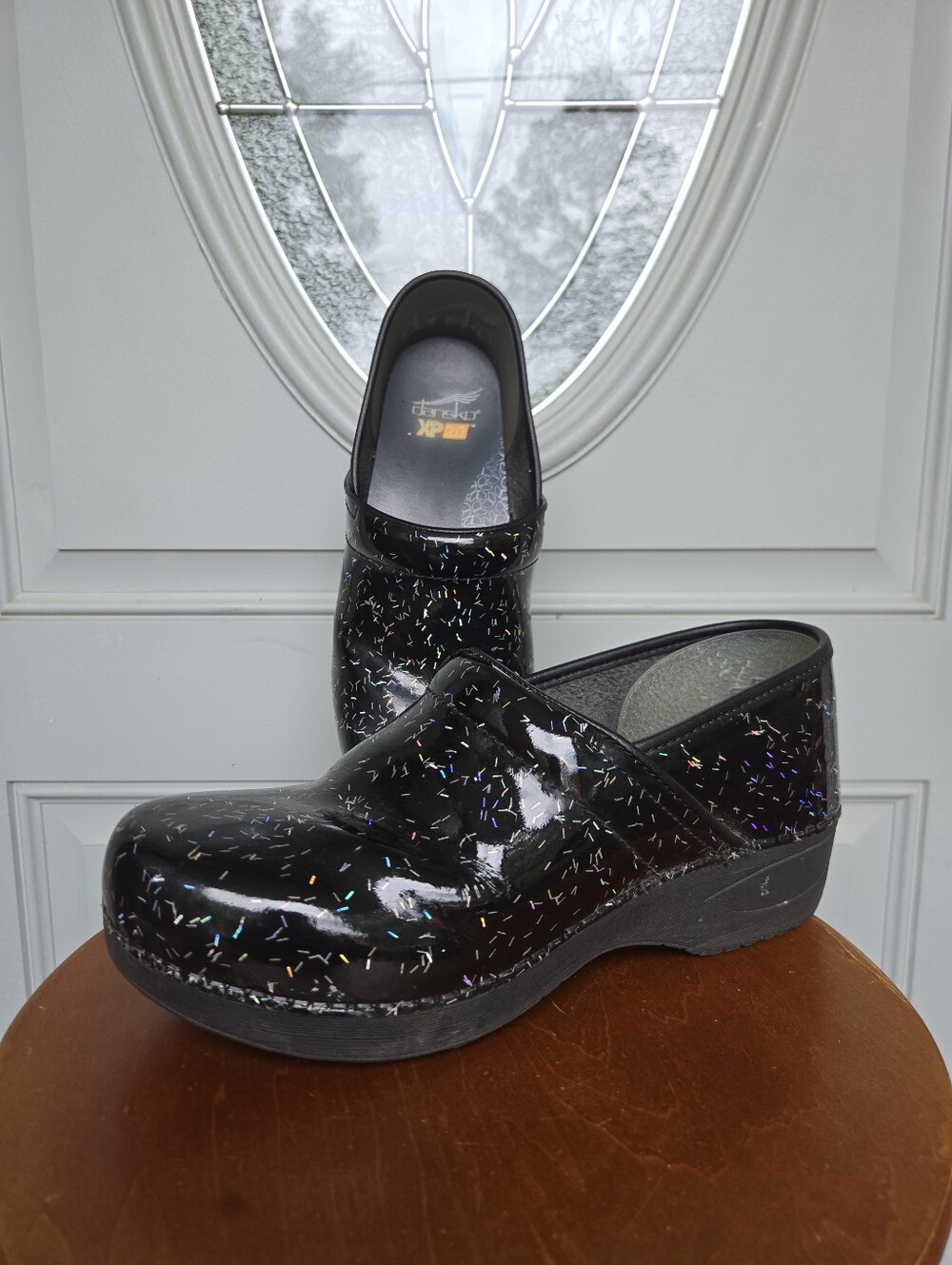 Dansko XP 2.0 Rainbow Flecks Patent Clogs Black Confetti